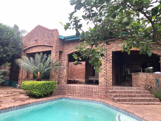 Spicata Wapadrand Wapadrand Pretoria Tshwane Gauteng South Africa House, Building, Architecture, Brick Texture, Texture, Garden, Nature, Plant, Swimming Pool
