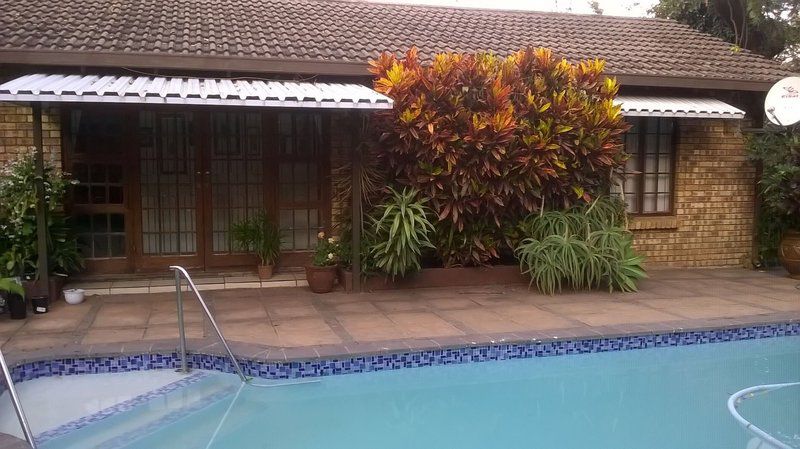 Squirrel Lodge Umtentweni Kwazulu Natal South Africa Complementary Colors, House, Building, Architecture, Garden, Nature, Plant, Swimming Pool