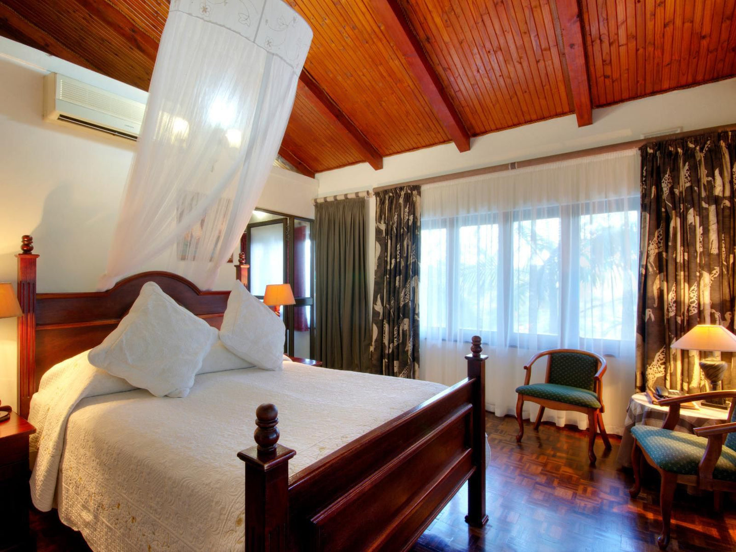 St Lucia Wetlands Guest House, Spacious Queen Size Bedroom, Bedroom