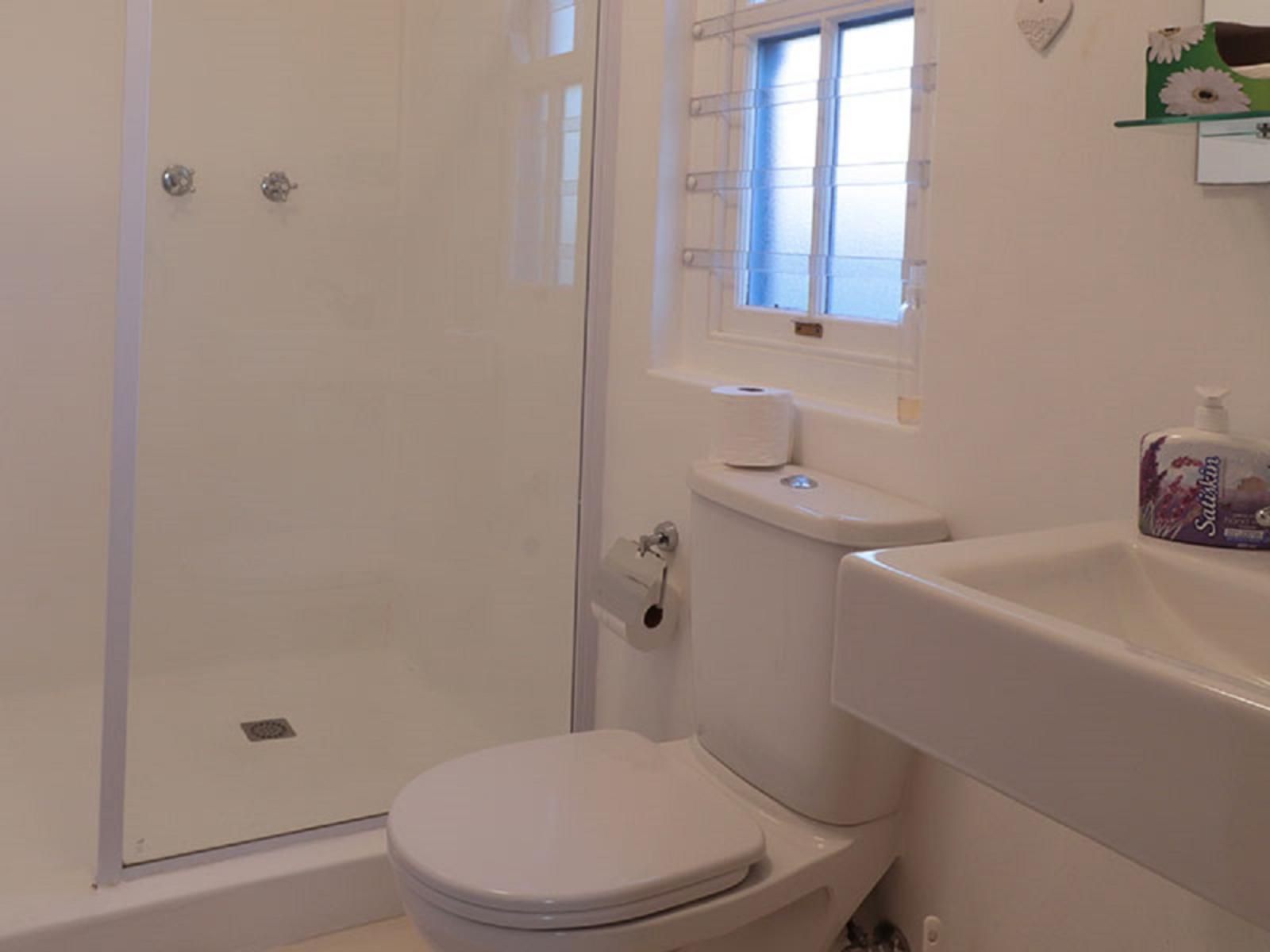 Stay In Paternoster, Bekkie, Bathroom