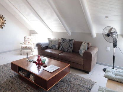 Stay In Paternoster, Klipmossel Studio, Living Room