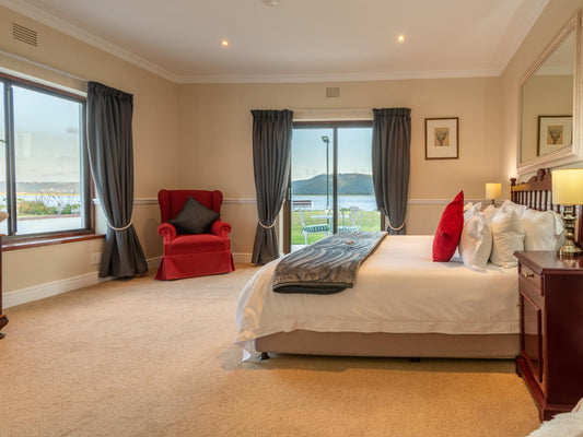 Deluxe Suite - Lake Facing - 10 @ St James Of Knysna