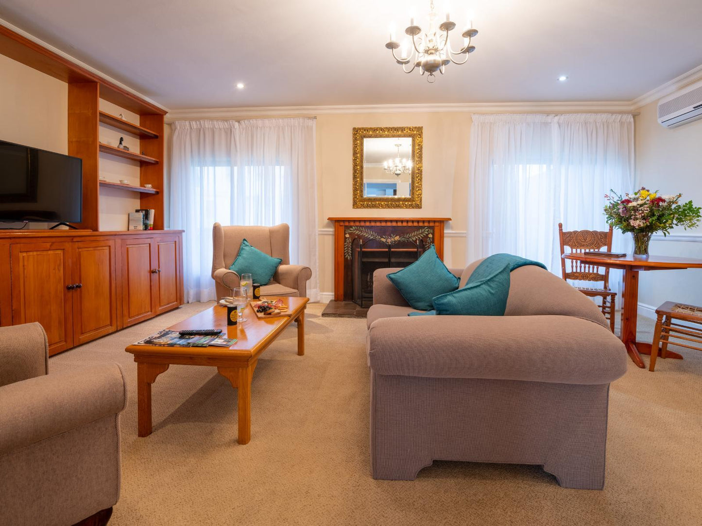 Deluxe Suite - Lake Facing - 10 @ St James Of Knysna