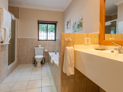 Deluxe Suite - Lake Facing - 12 @ St James Of Knysna