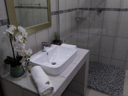 St Lucia Kingfisher Lodge St Lucia Kwazulu Natal South Africa Unsaturated, Bathroom