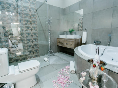 Stonehill Villa Langenhoven Park Bloemfontein Free State South Africa Unsaturated, Bathroom