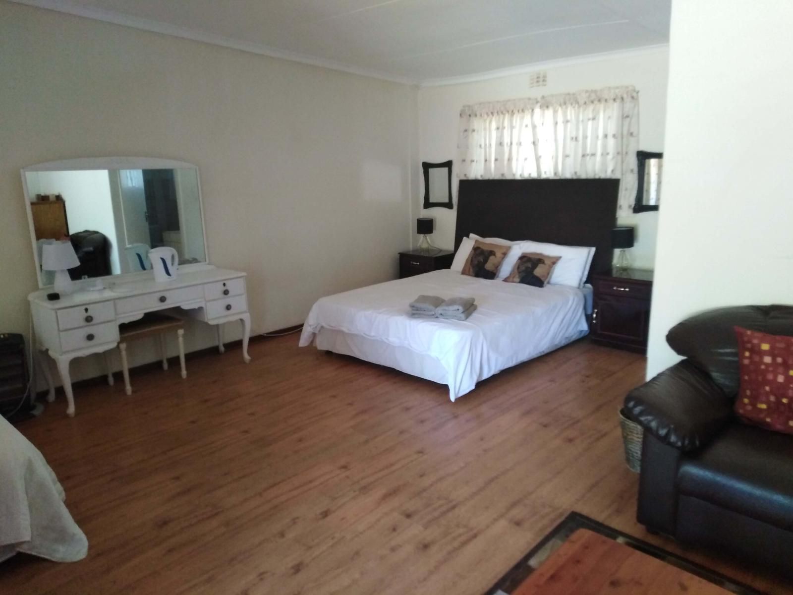 Stone Hounds Lodge Hekpoort Krugersdorp North West Province South Africa Bedroom