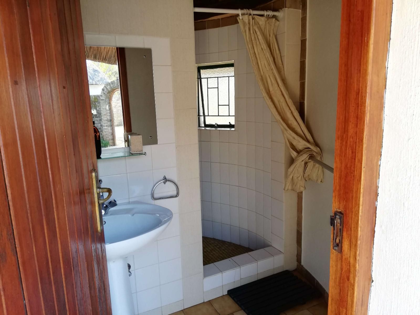 Stone Hounds Lodge Hekpoort Krugersdorp North West Province South Africa Bathroom