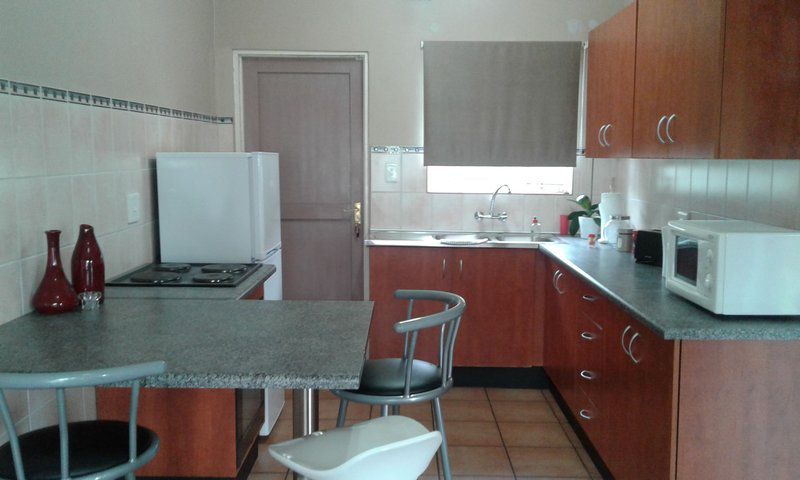 Stone Villa Guesthouse Witbank Del Judor Witbank Emalahleni Mpumalanga South Africa Kitchen