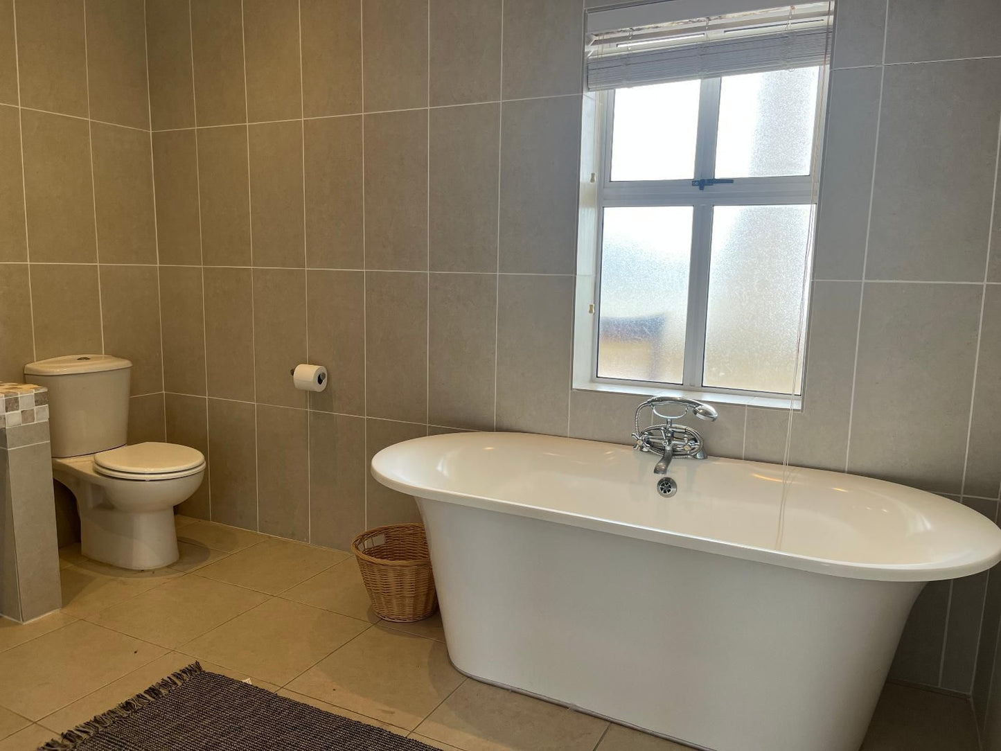 Struisbaai House Rentals, Bayview Apartment, Bathroom