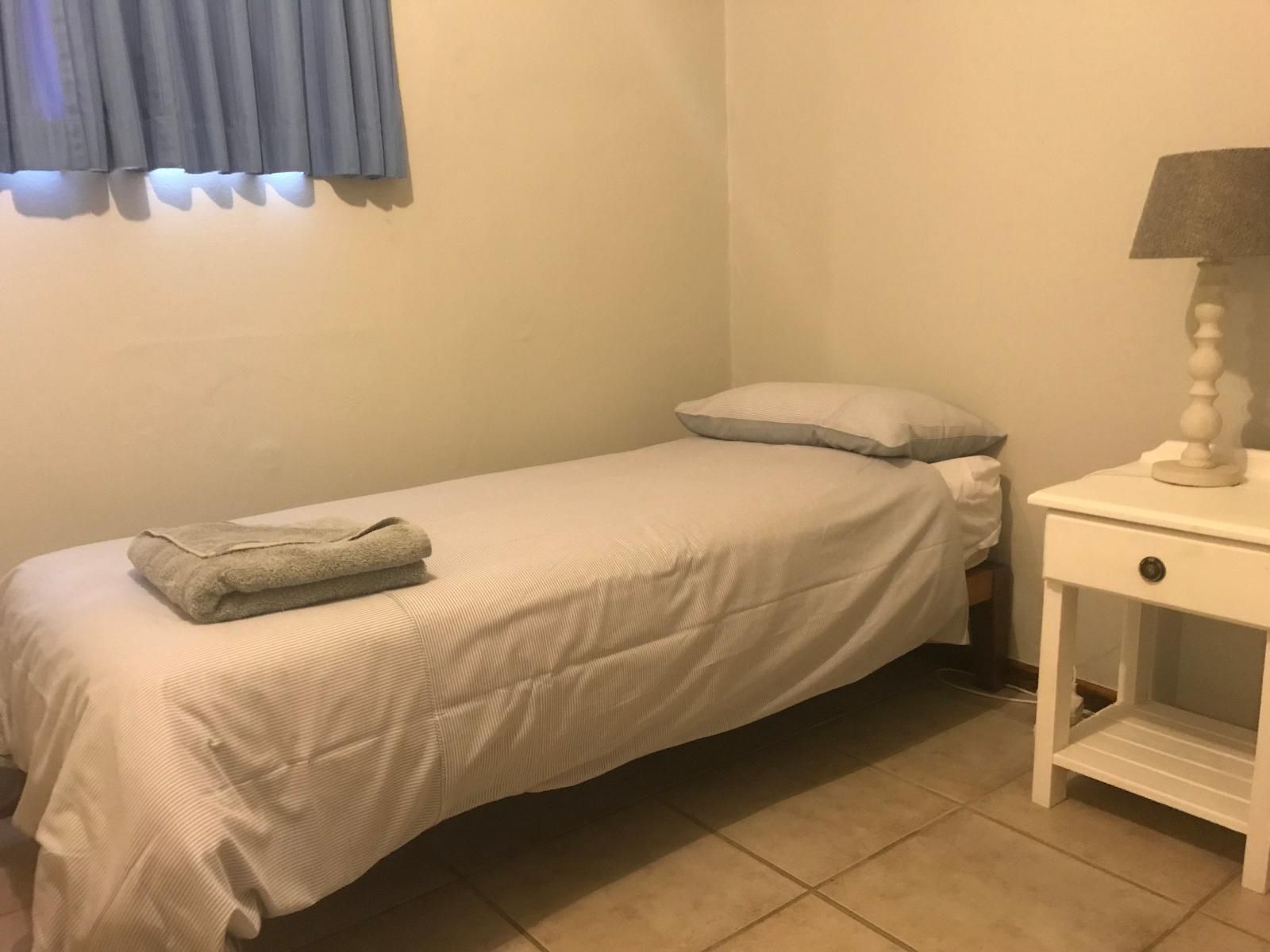 Struisbaai House Rentals, Eureka 12, Bedroom