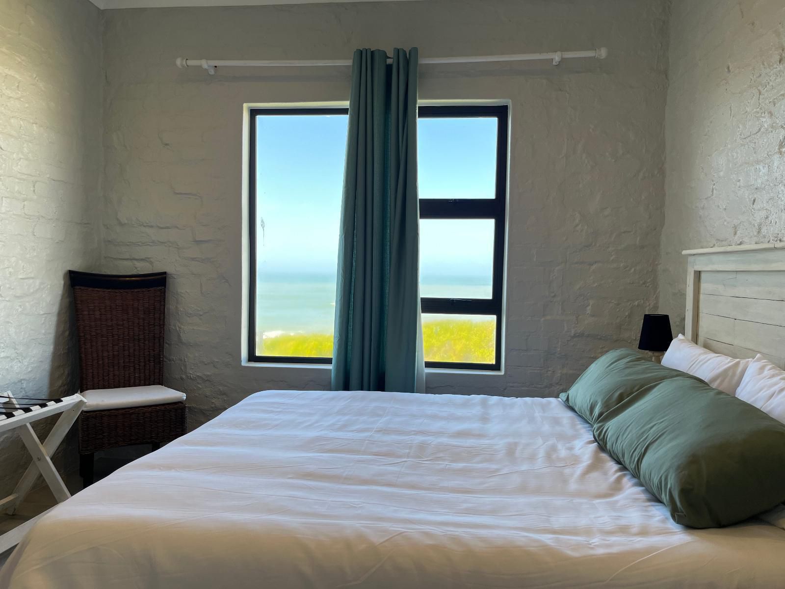 Struisbaai House Rentals, Eureka 12, Bedroom