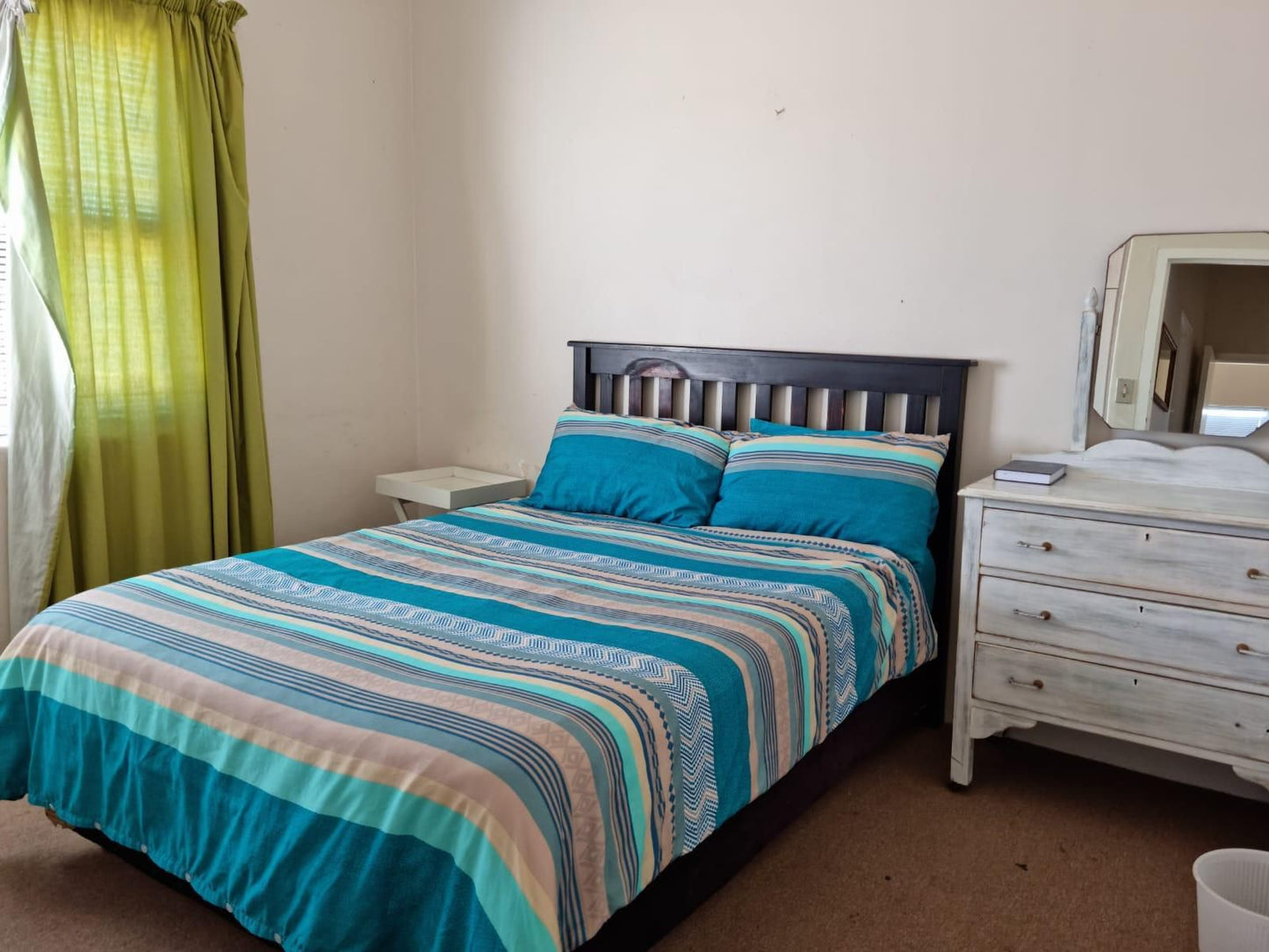 Struisbaai House Rentals, Tides 15, Bedroom