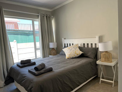 Struisbaai House Rentals, Van Breda 3, Bedroom