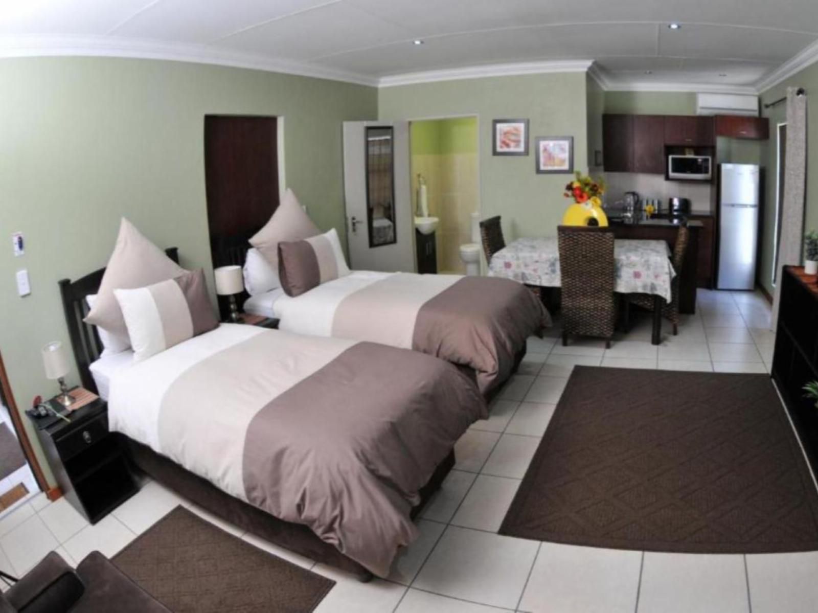 Summer Garden Accommodation (The Flower Box), The Flower Box (Double Suite), Bedroom