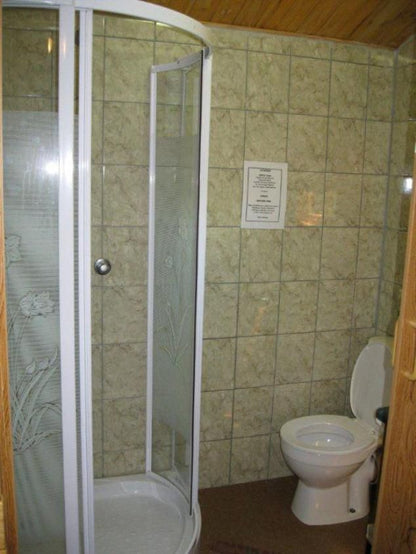 Summer Place Backpackers Lodge Estcourt Kwazulu Natal South Africa Bathroom