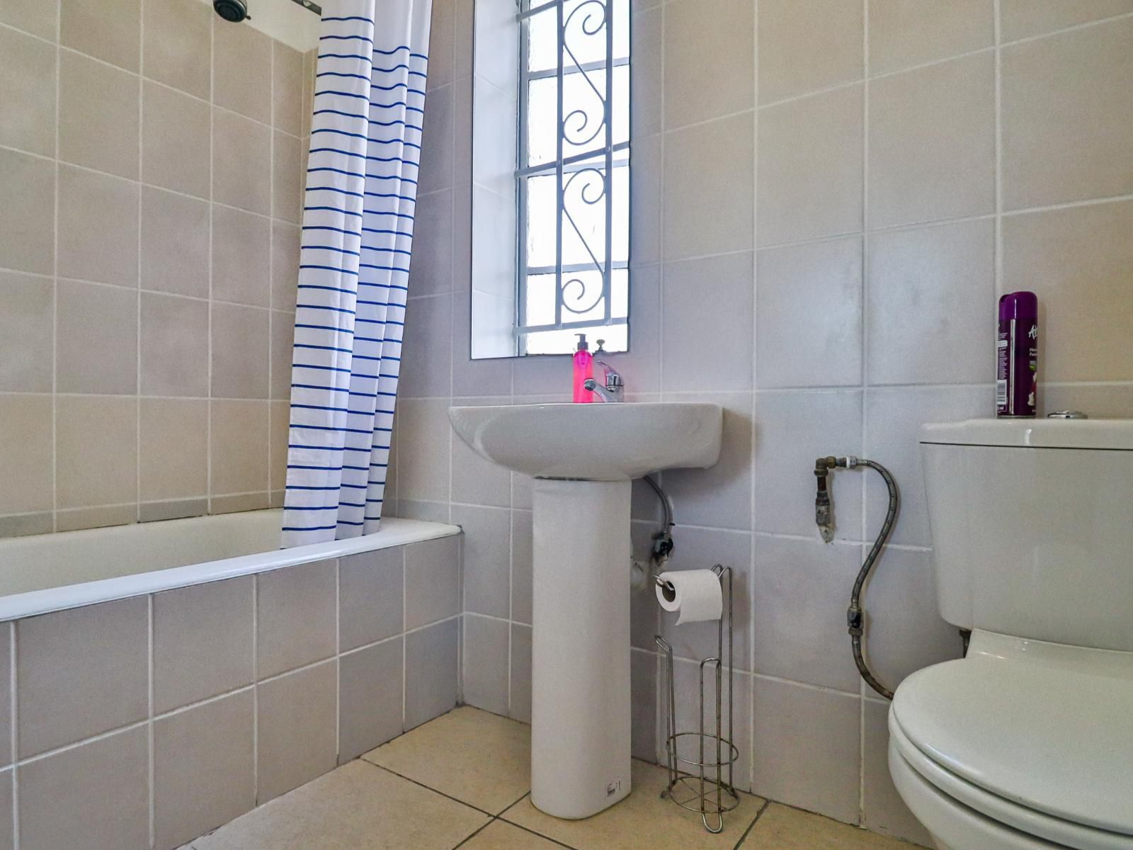 Sunbury Bed And Breakfast Auckland Park Johannesburg Gauteng South Africa Unsaturated, Bathroom