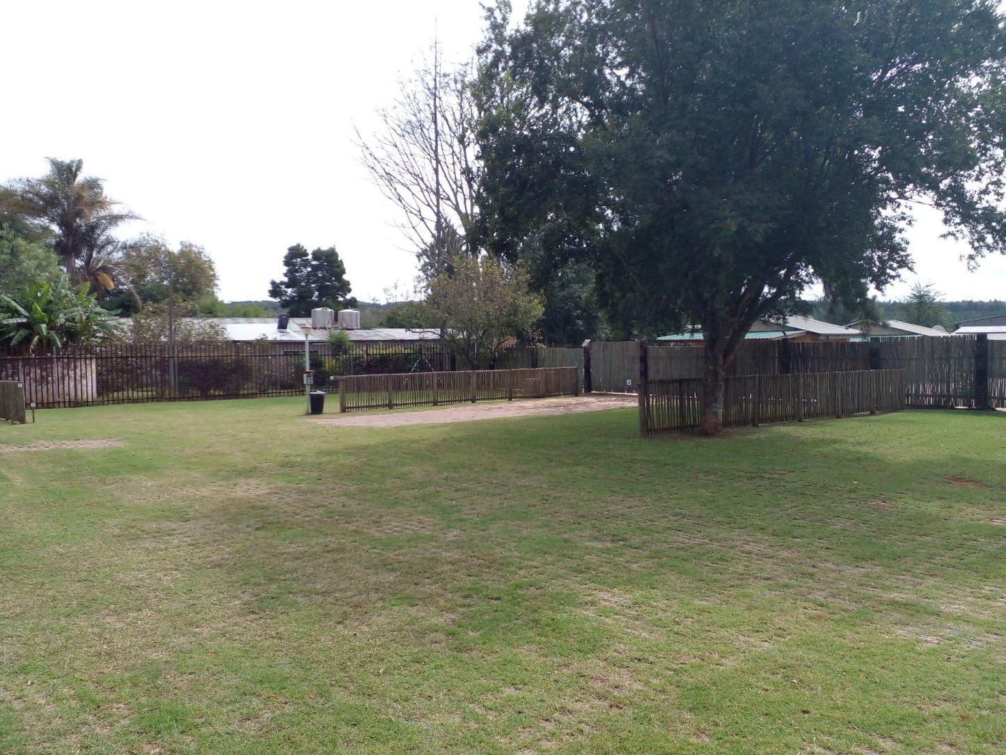 Caravan and Camping Site @ Sundowner Lodge And Caravan Park