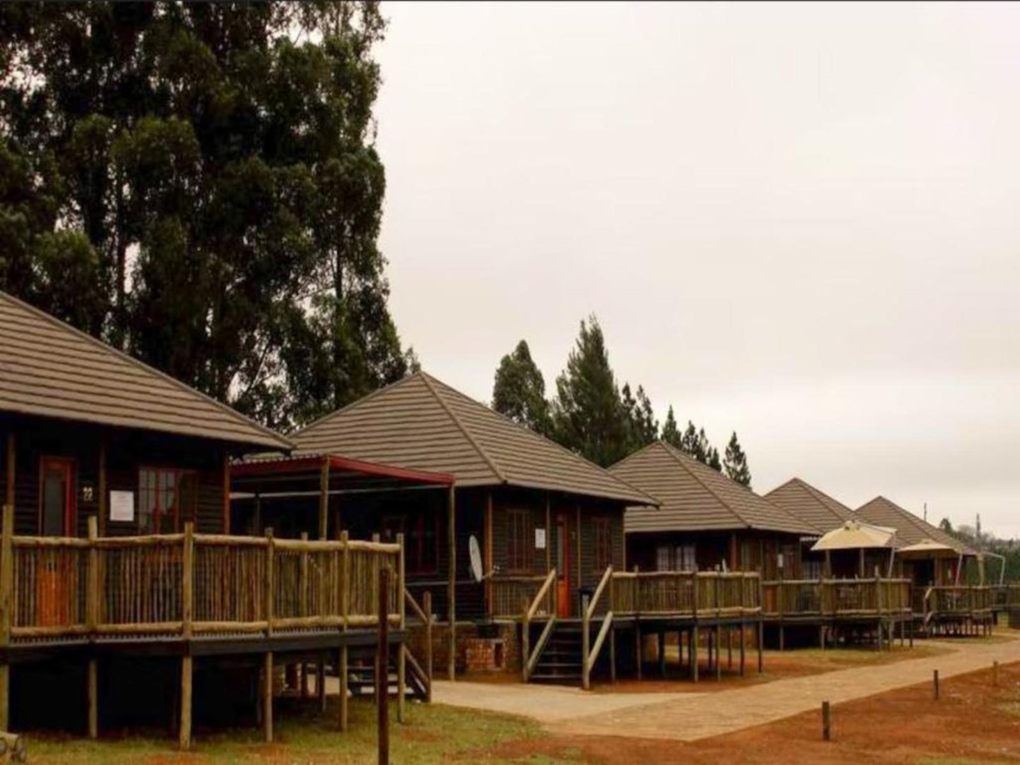 Log Cabin @ Sundowner Lodge And Caravan Park