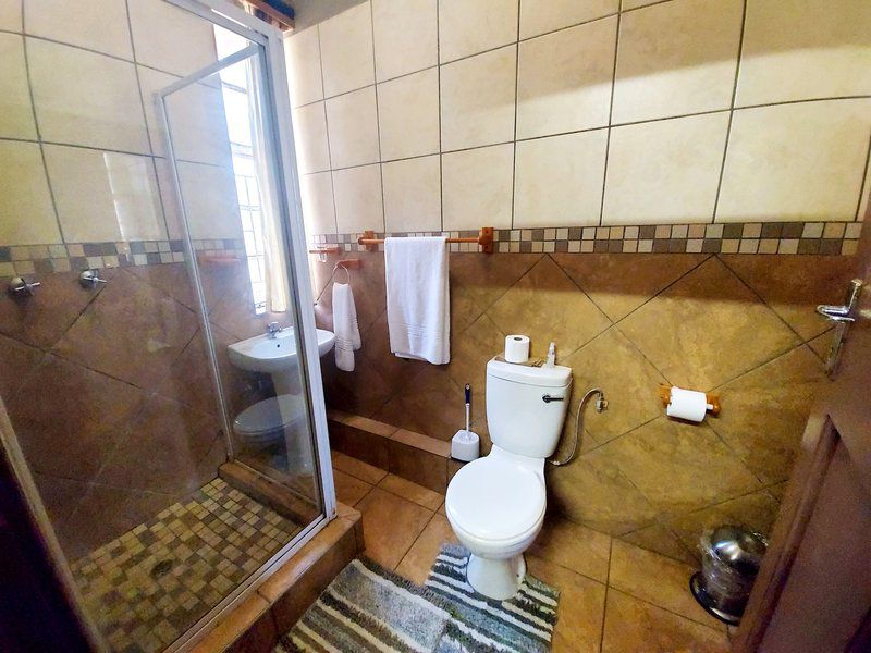 Sundown Lodge Komatipoort Mpumalanga South Africa Bathroom