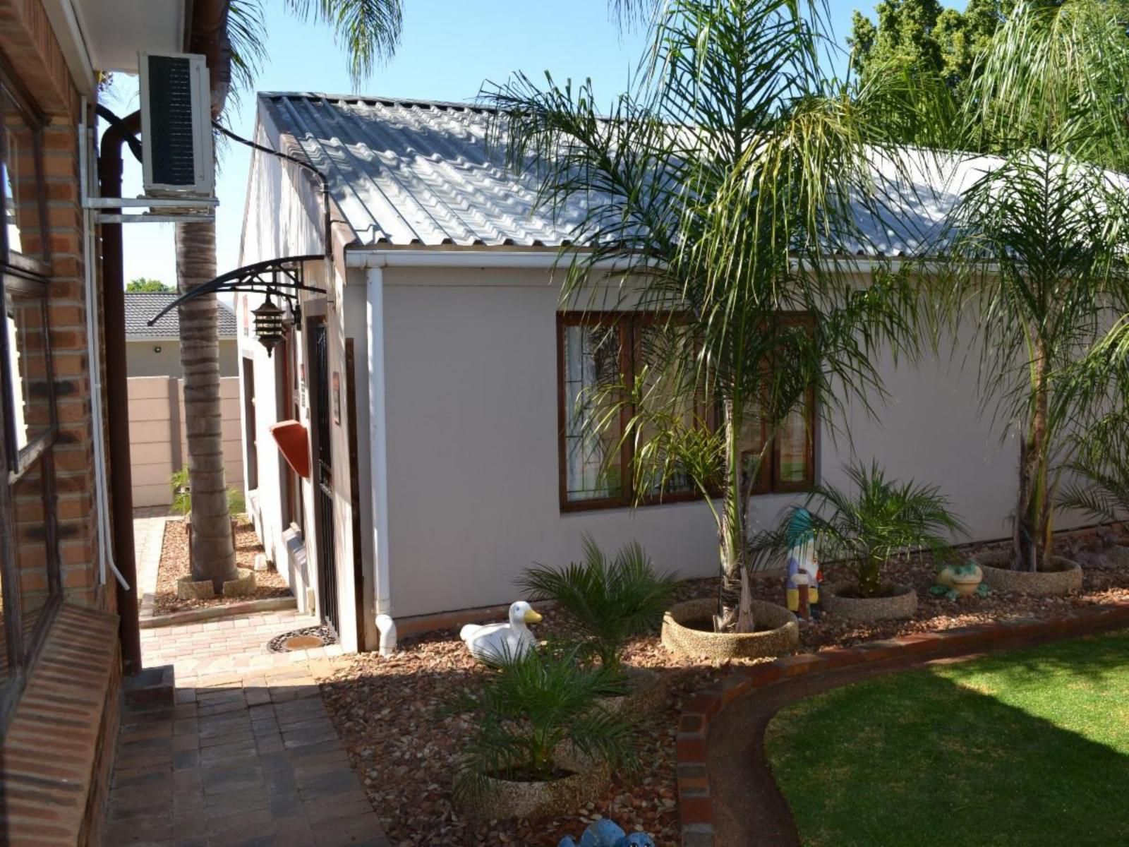 Sunel'S Guest Rooms, House, Building, Architecture, Palm Tree, Plant, Nature, Wood