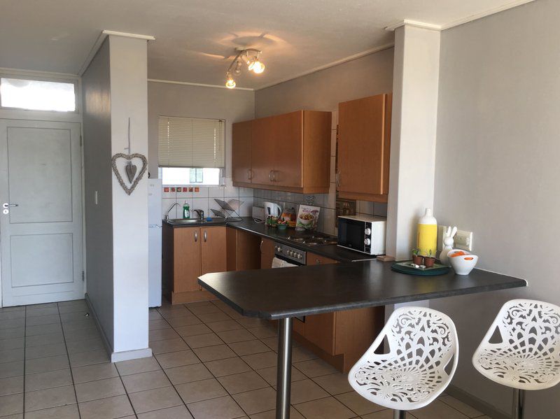 Sunny 2 Bedroom At Tygervalley Waterfront Tyger Valley Cape Town Western Cape South Africa Kitchen