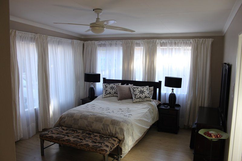 Sun Ray Self Catering Wierda Park Centurion Gauteng South Africa Bedroom