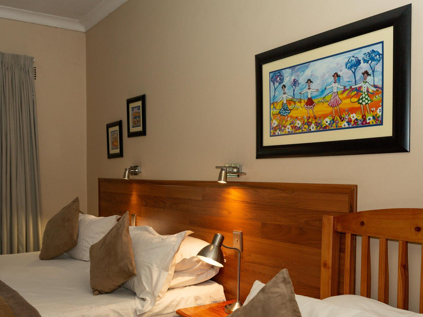 Family Suite- Interleading Rooms @ Sunrock Guesthouse