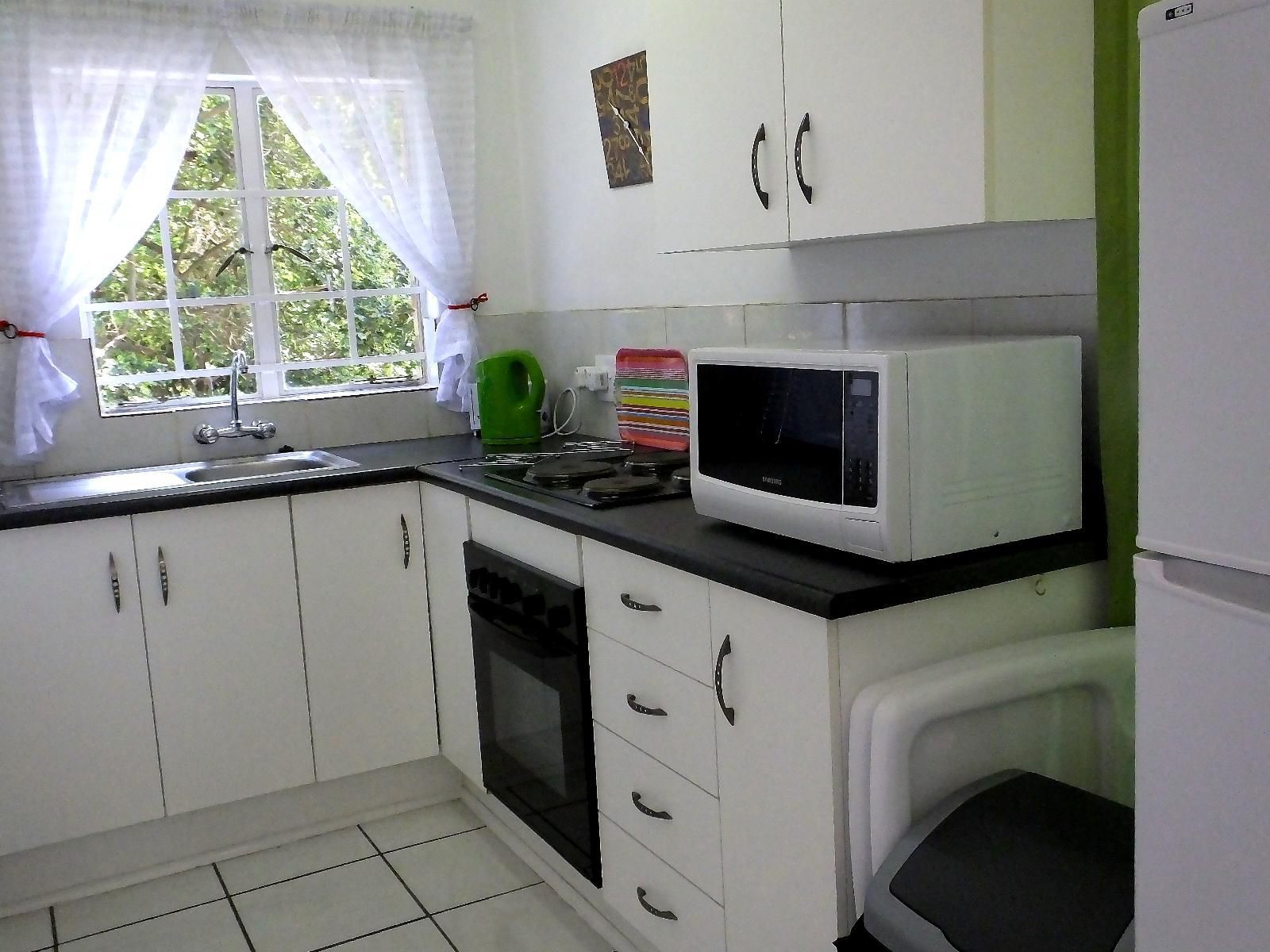 Sunshine Self Catering, Unit B or  C Ground floor  (4 adults), Kitchen