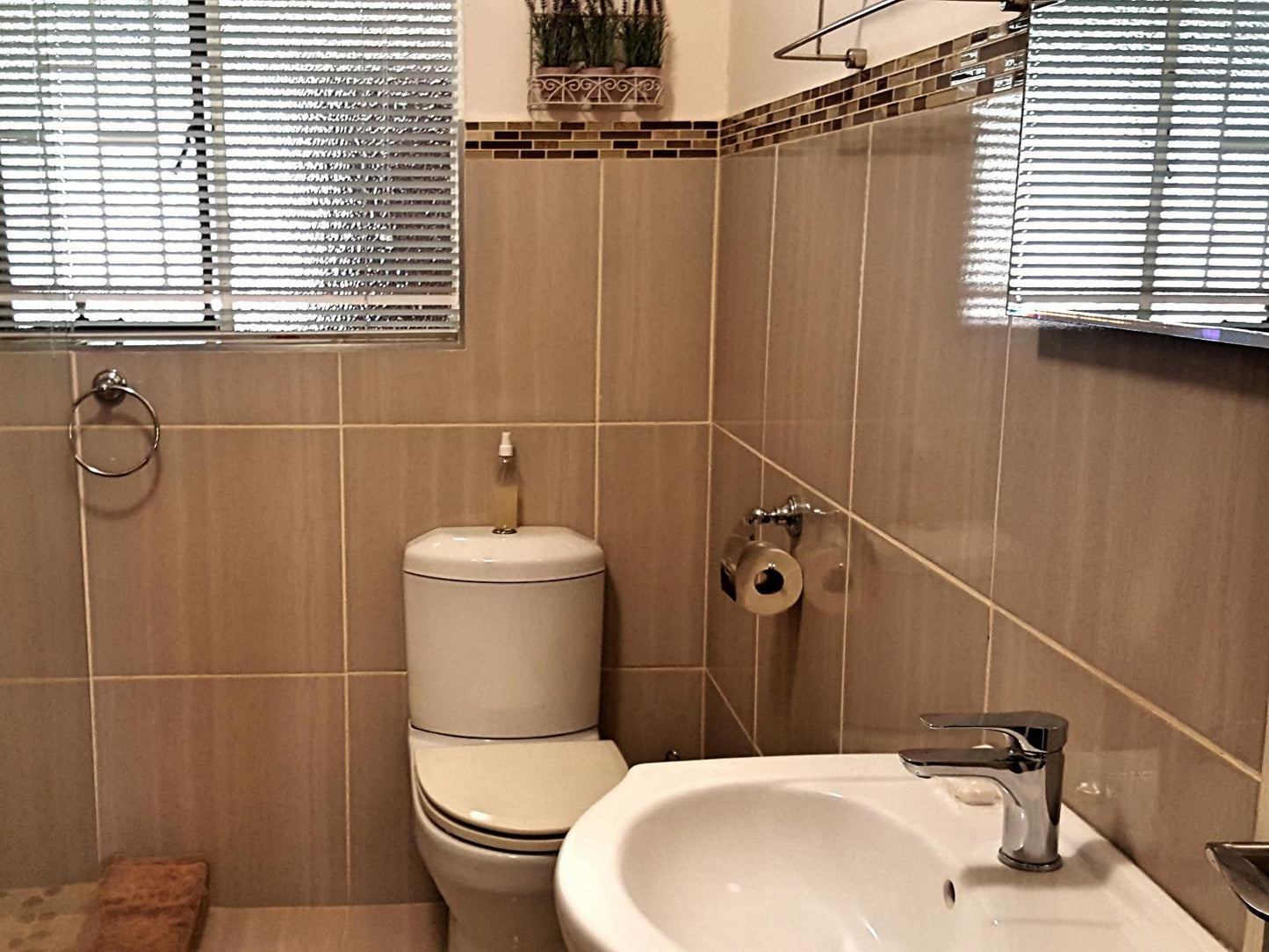 Sunshine Self Catering Guesthouse Sonheuwel Central Nelspruit Mpumalanga South Africa Bathroom