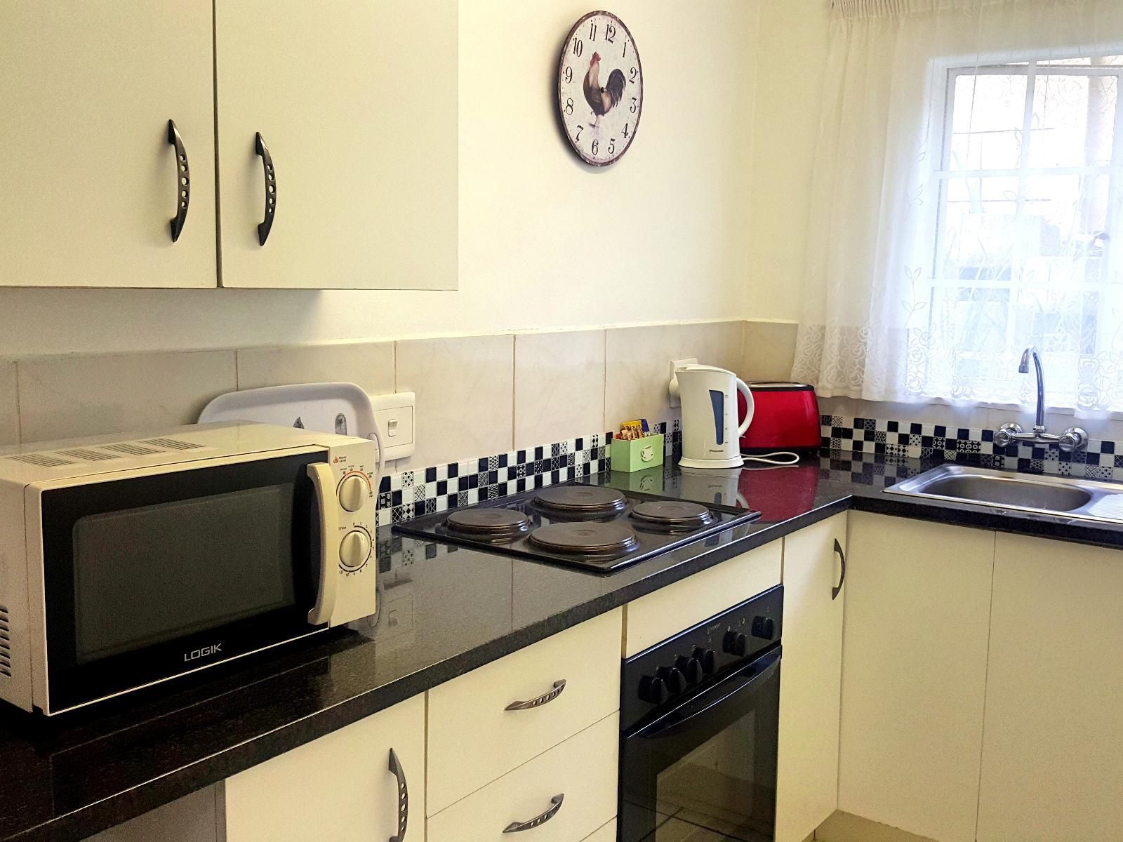 Sunshine Self Catering Guesthouse Sonheuwel Central Nelspruit Mpumalanga South Africa Kitchen