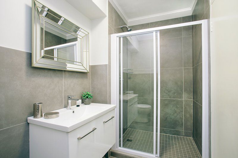 Superior Apartment Mayfair Century City Cape Town Western Cape South Africa Unsaturated, Bathroom