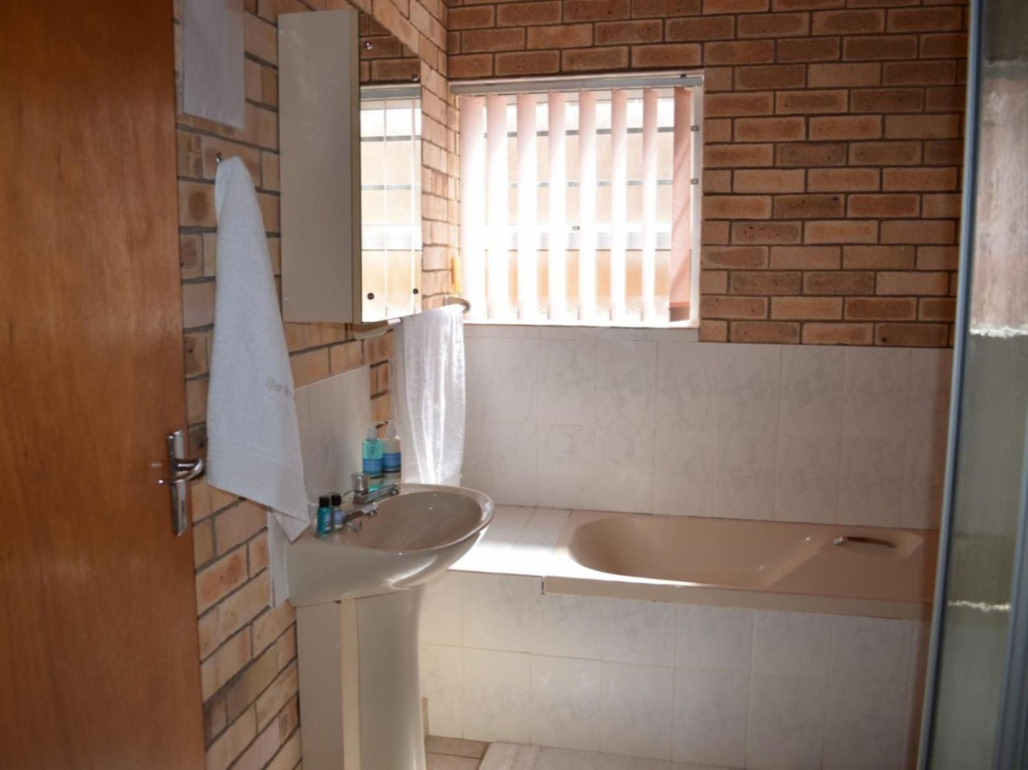 Surfpoint 9 Jeffreys Bay Eastern Cape South Africa Bathroom