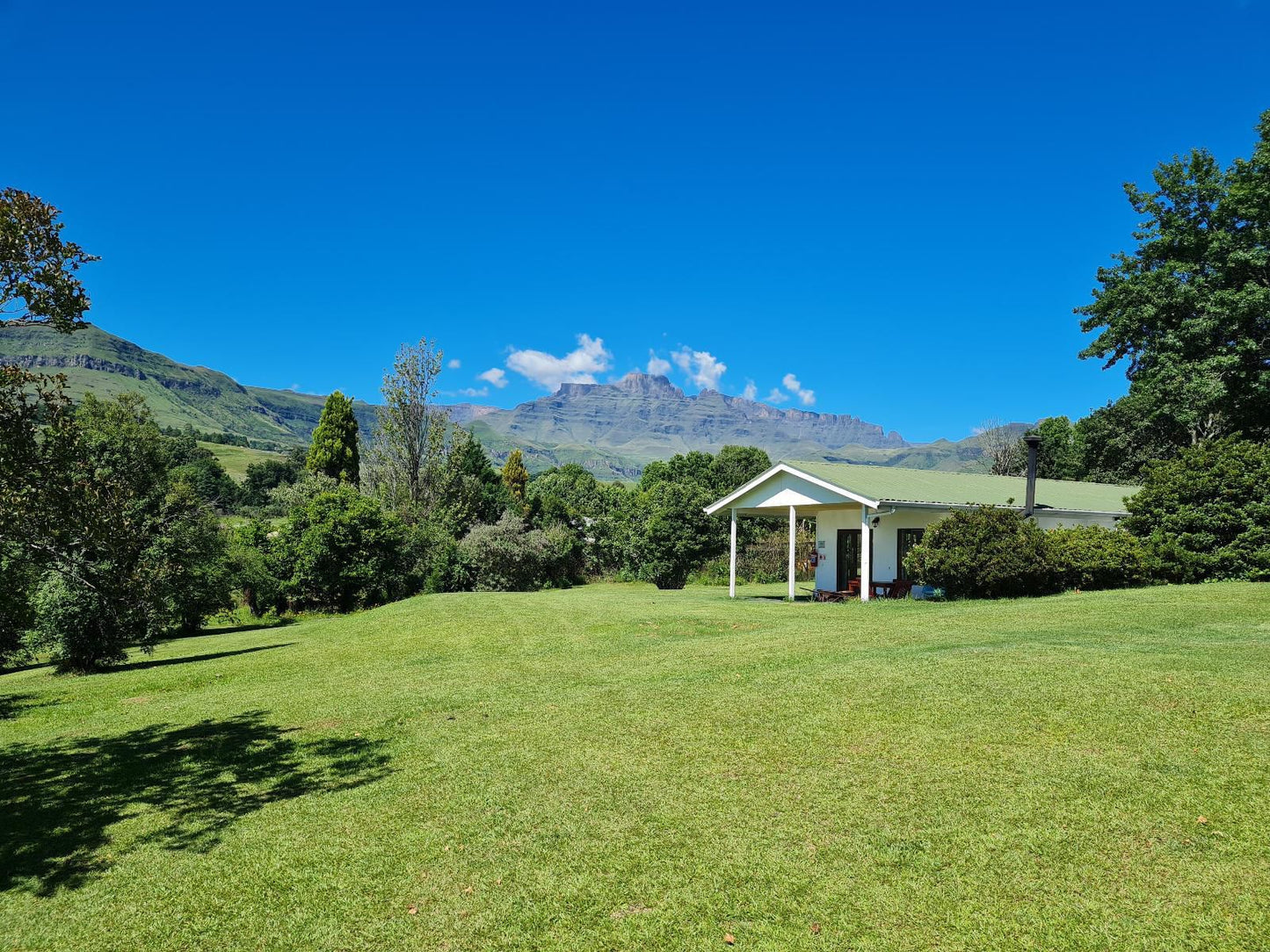 Swallowfield Rondavels Cathkin Park Kwazulu Natal South Africa Complementary Colors, Mountain, Nature, Highland