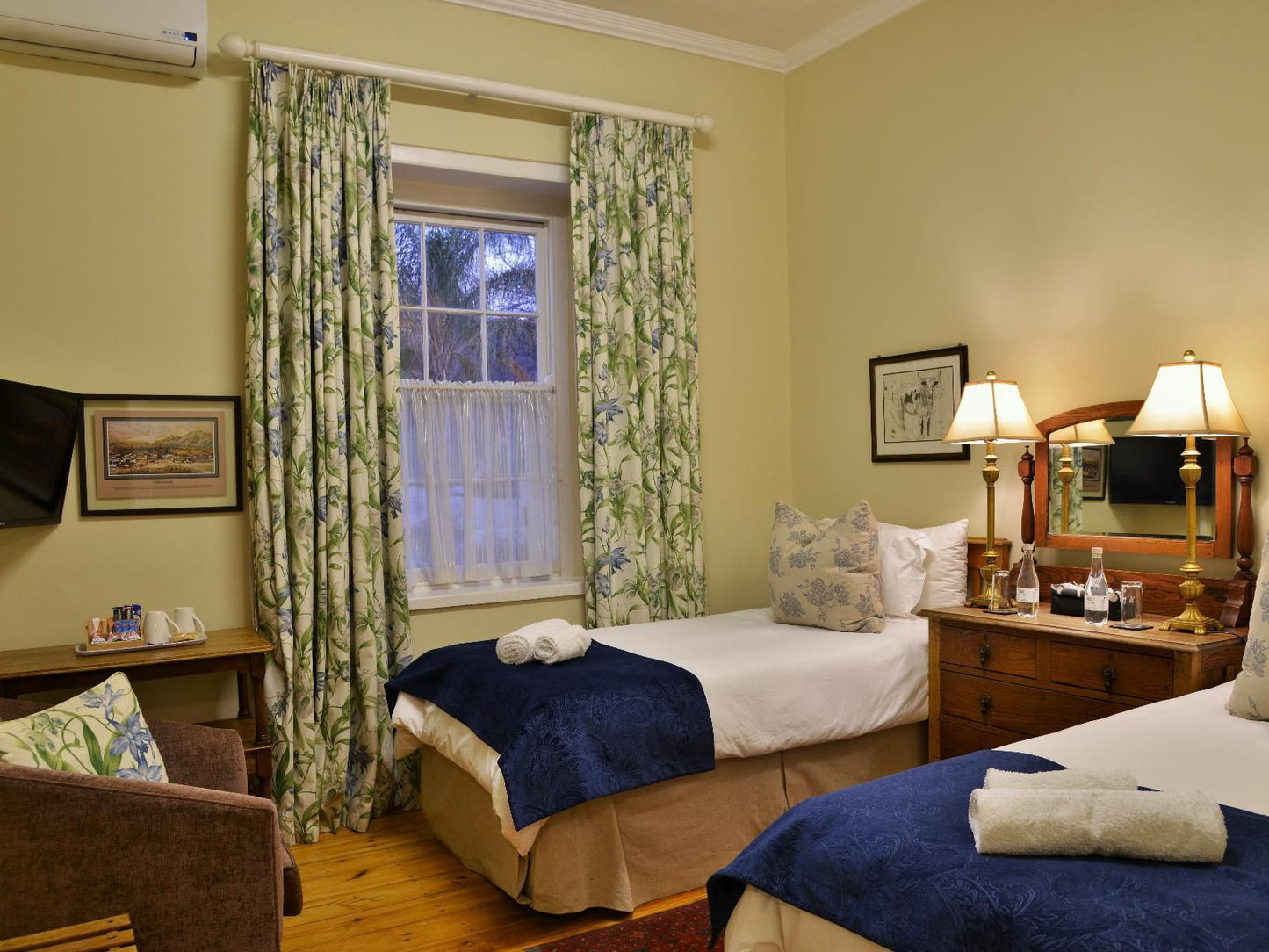 Swartberg Hotel, Double Room, Bedroom