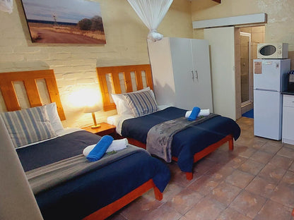 Self-Catering Room 3 @ Swartberg Cottages
