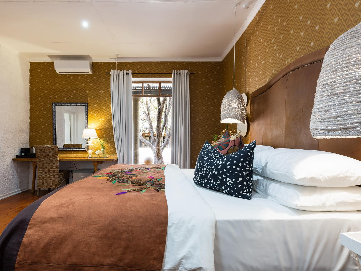 King Room 10 @ Sweetfontein Boutique Farm Lodge