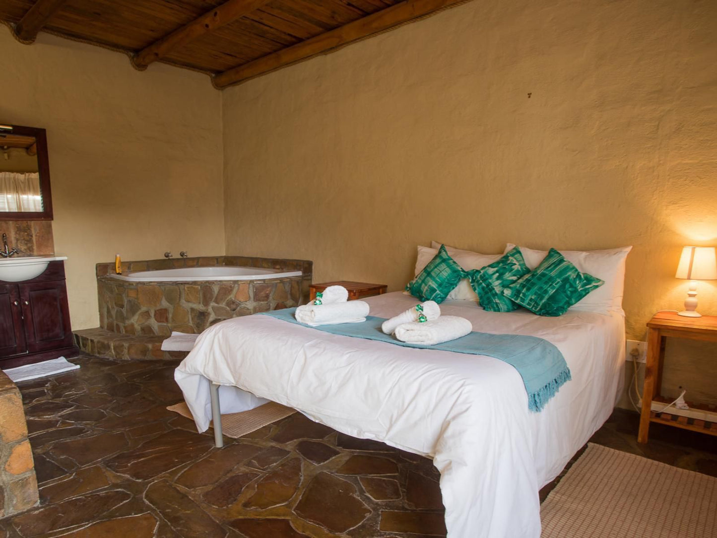 Taaiboschfontein, Private 2-Sleeper Cottage 1