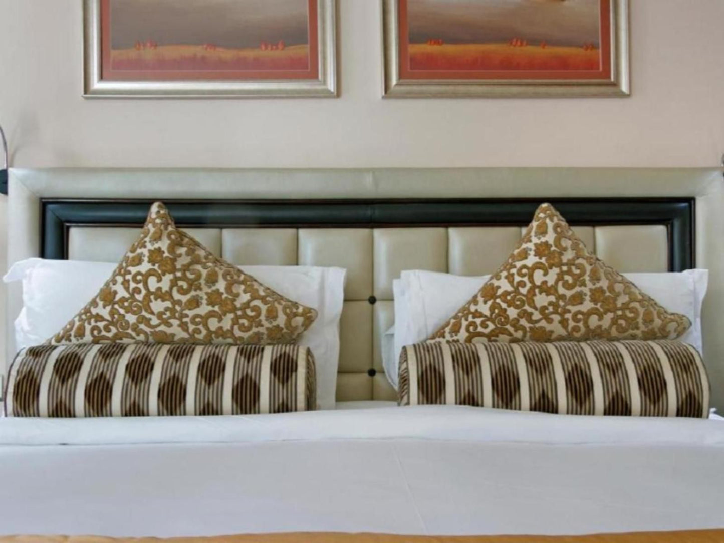 Taj Luxury Suites 405 And 406 Cape Town City Centre Cape Town Western Cape South Africa 