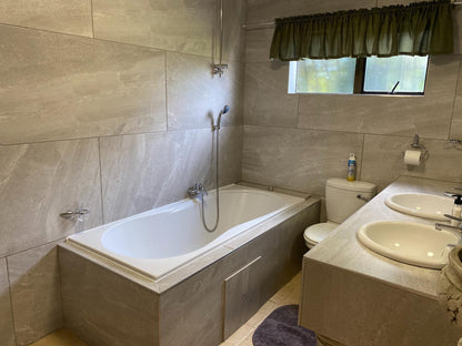 Tamarisk Guest Lodge Nortons Home Estates Johannesburg Gauteng South Africa Bathroom