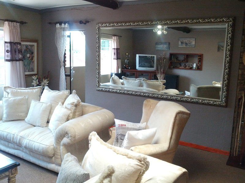 Tasa Lodge And Travel Halfway House Johannesburg Gauteng South Africa Living Room