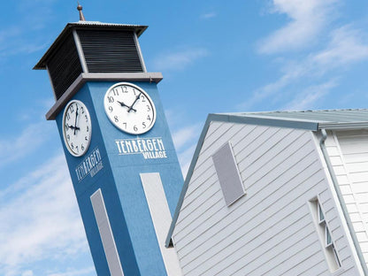 Tenbergen Pension Hotel, Building, Architecture, Clock