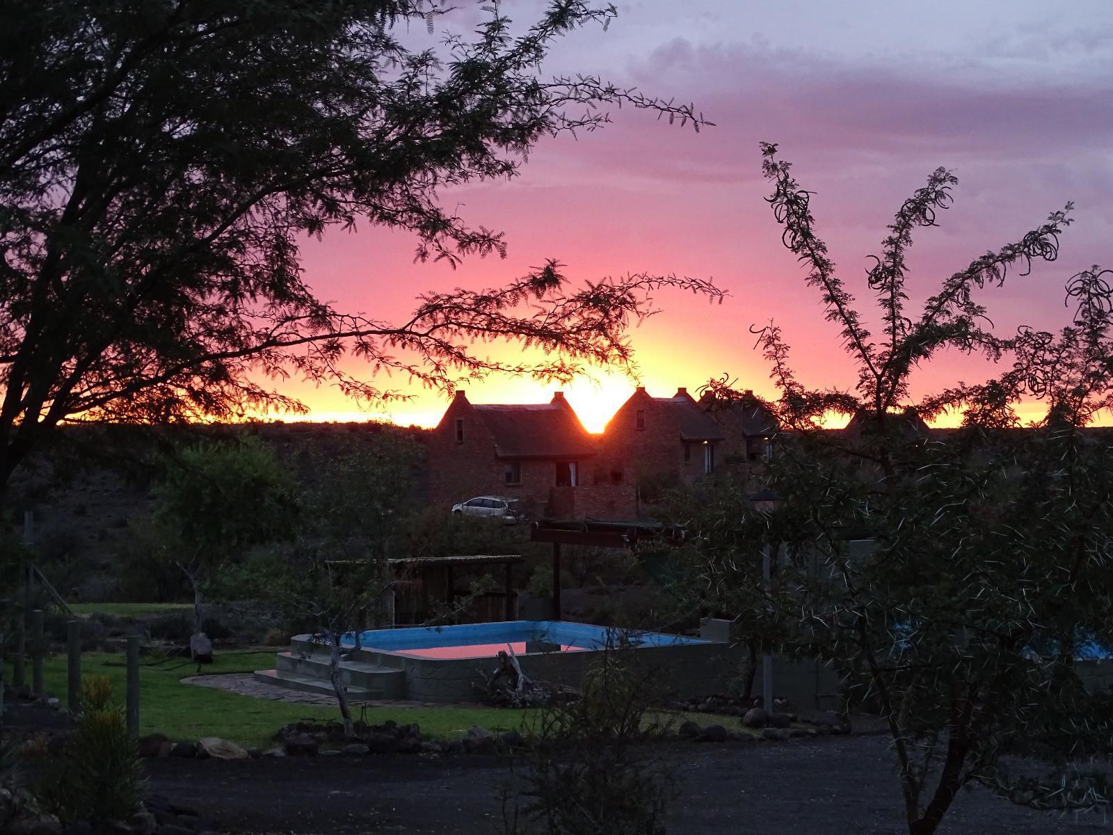 Teri-Lemveli Lodge, Sky, Nature, Sunset