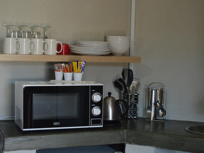 Teri-Lemveli Lodge, Stable Room (2 x Single Beds), Kitchen