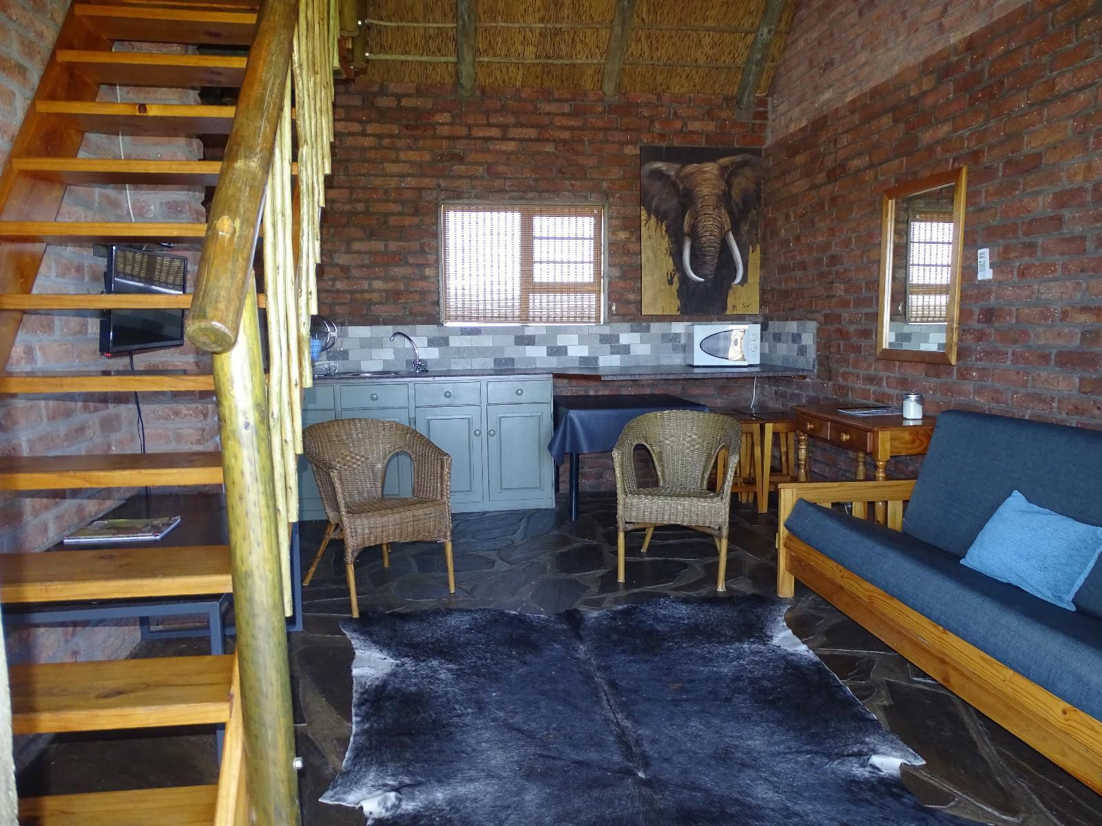 Teri-Lemveli Lodge, Stable Room (Beds 1 Double, 1 Bunker)