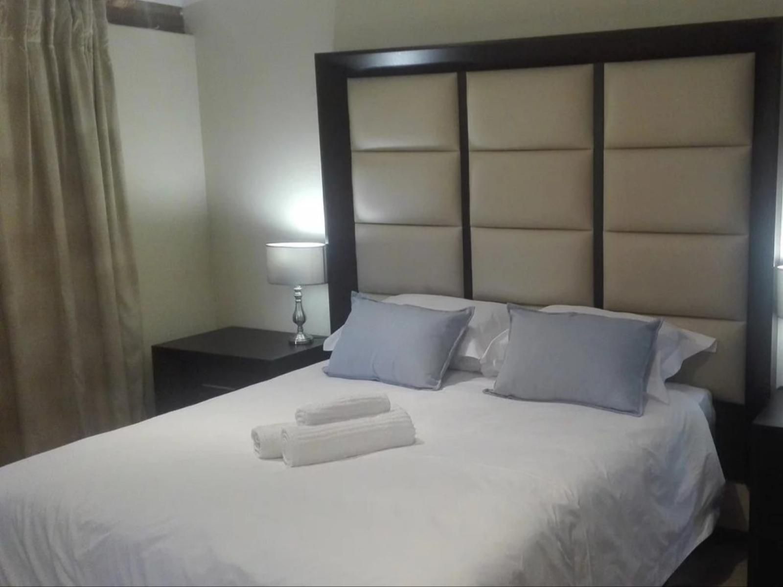 Thabeng Guest House, Queen Rooms, Bedroom