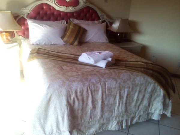 Thabiso Guesthouse Meyers Park Pretoria Tshwane Gauteng South Africa Cat, Mammal, Animal, Pet, Bedroom