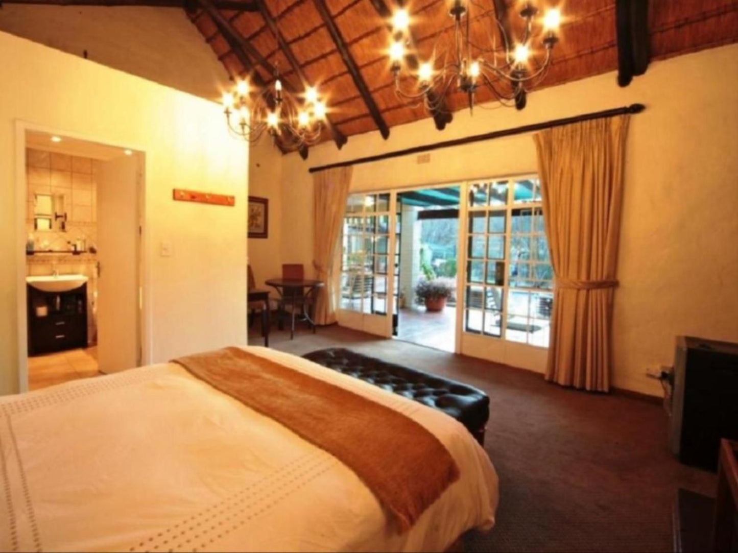 Thatchfoord Lodge Morningside Jhb Johannesburg Gauteng South Africa Colorful, Bedroom