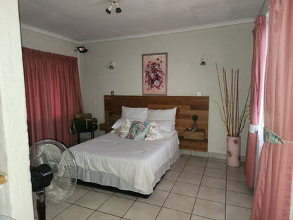 The Thatch Palace Polokwane Pietersburg Limpopo Province South Africa Bedroom