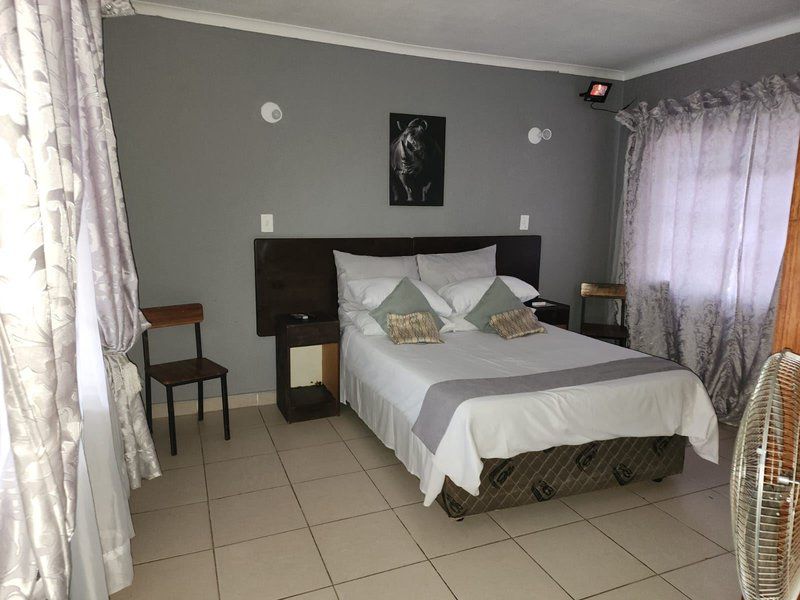 The Thatch Palace Polokwane Pietersburg Limpopo Province South Africa Unsaturated, Bedroom